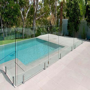 glass fence around pool